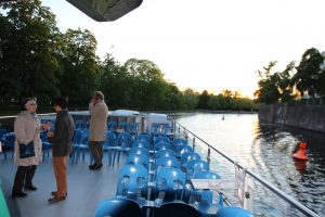 Social dinner on the boat © Cornelia Andersohn